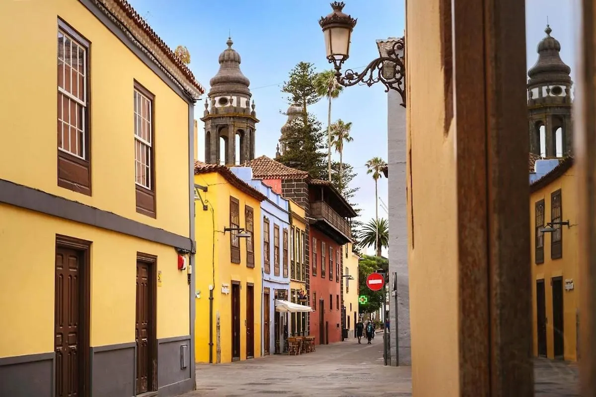 Las Rosas De Clara Tegueste 0*,  Spanien